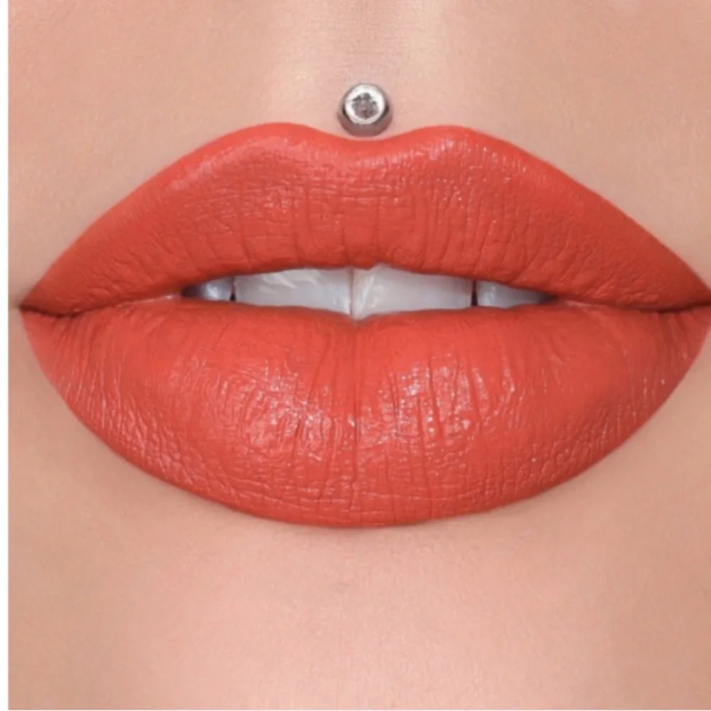 KUMQUAT Velvet Trap Jeffree Star creamy coral brick red matte lipstick